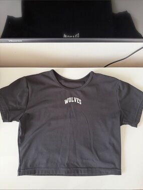 Darc Sport Wolves Black Cropped Tee